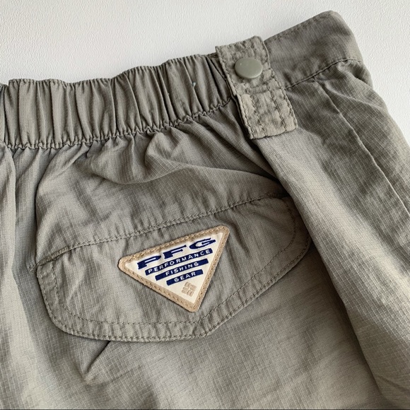 Columbia Men’s Vintage PFG Fishing Shorts Khaki Elastic Waist Size Medium - Picture 4 of 6